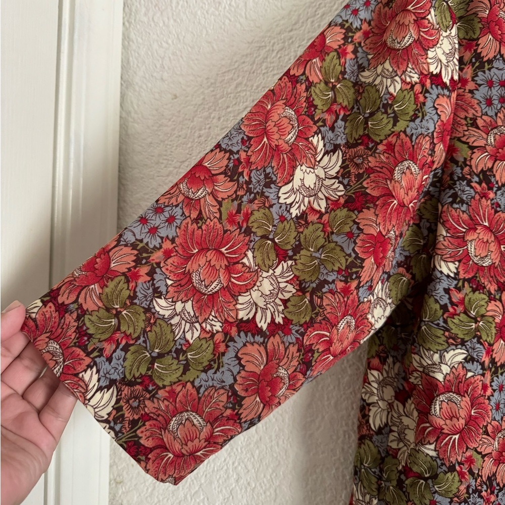 Chrysanthemum Floral Button Up Blouse - Pink Cream Blue Green - Size XL - Picture 3 of 7